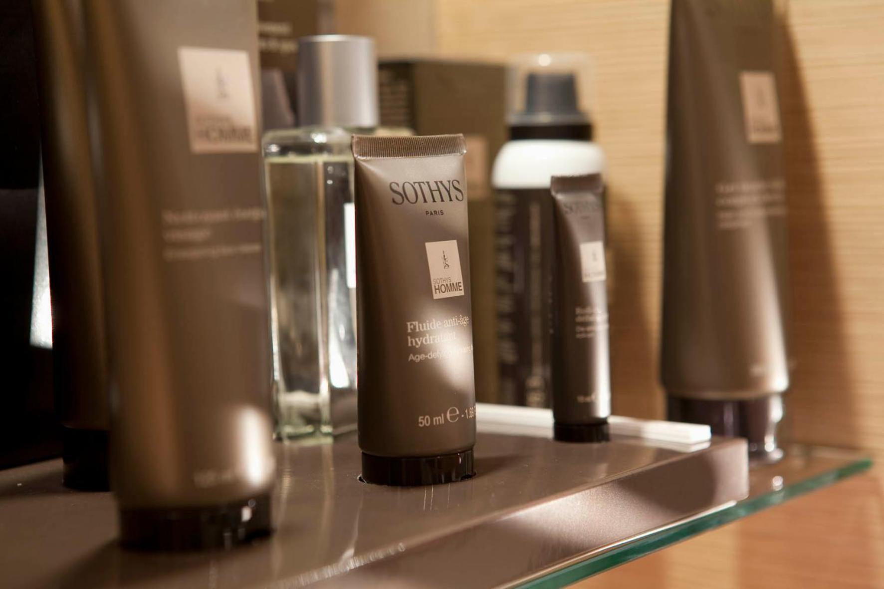L'Aubiniere Hotel Restaurant & Spa Saint-Ouen-les-Vignes 외부 사진