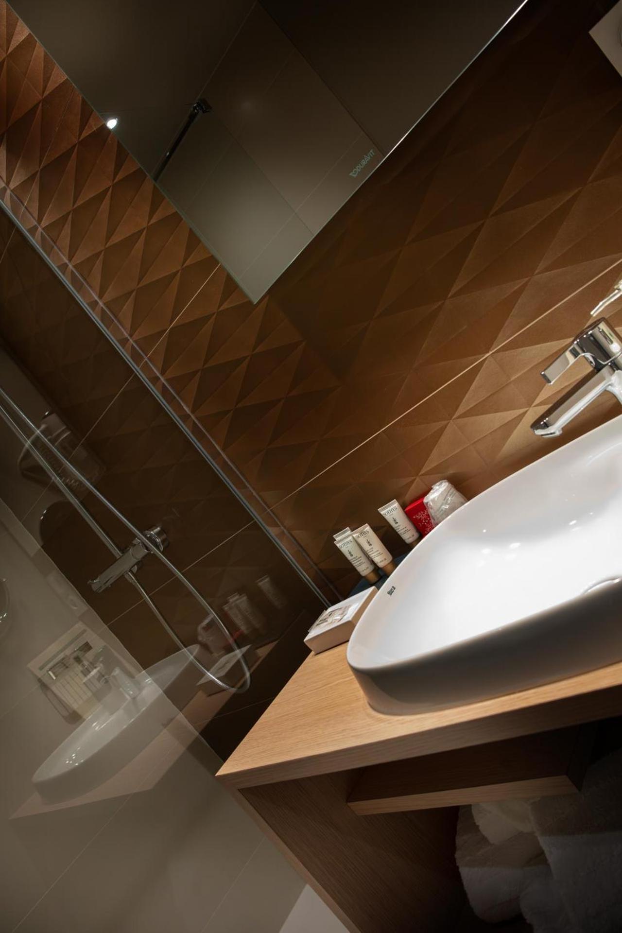 L'Aubiniere Hotel Restaurant & Spa Saint-Ouen-les-Vignes 외부 사진