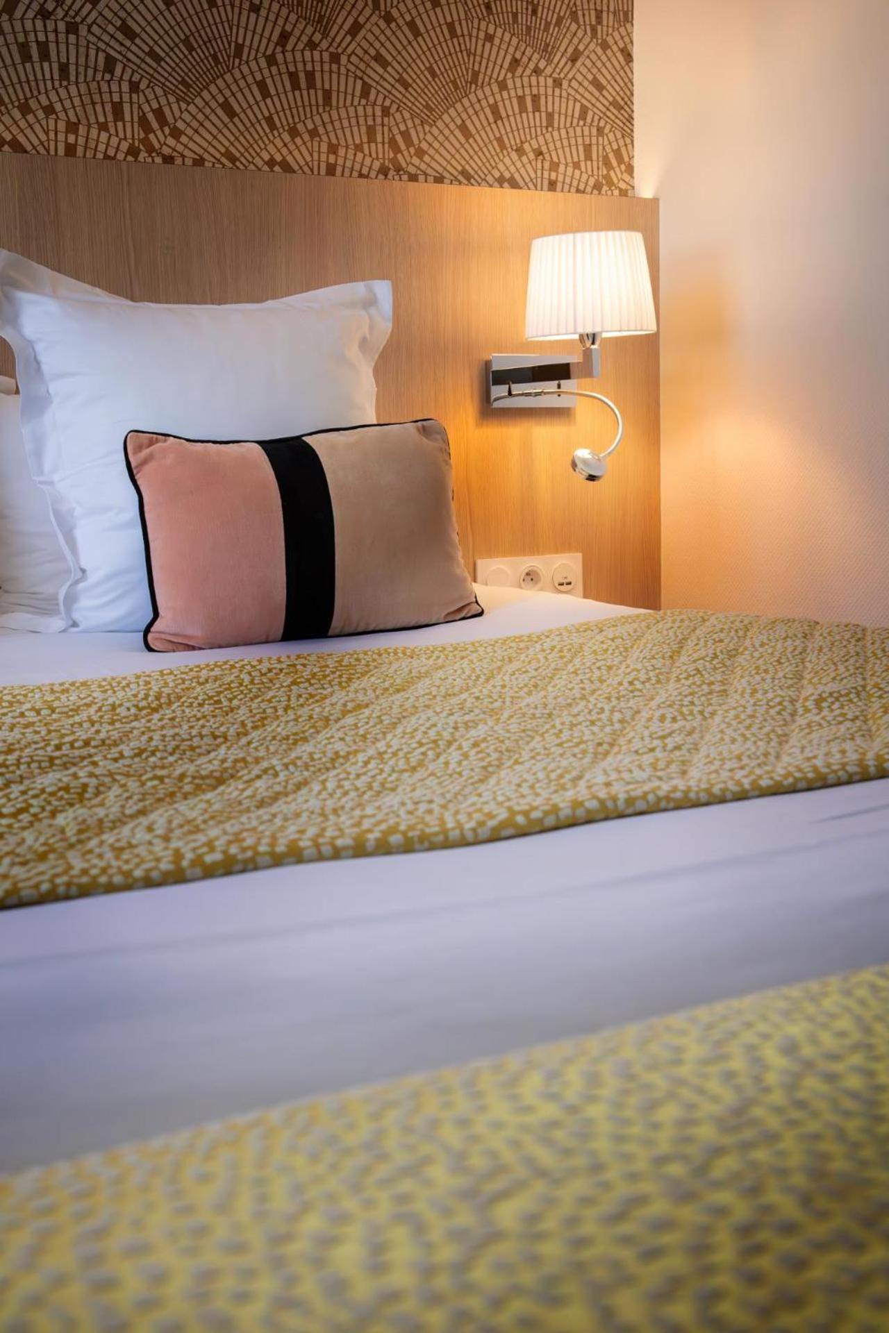 L'Aubiniere Hotel Restaurant & Spa Saint-Ouen-les-Vignes 외부 사진