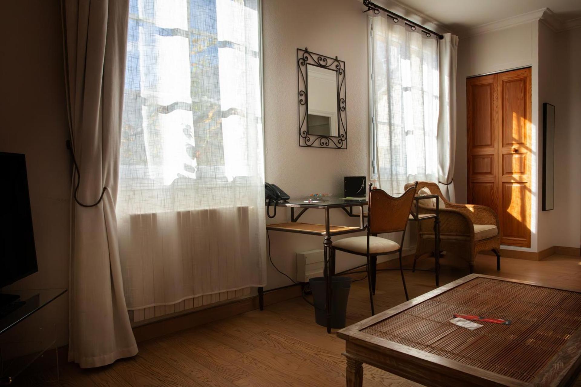 L'Aubiniere Hotel Restaurant & Spa Saint-Ouen-les-Vignes 외부 사진