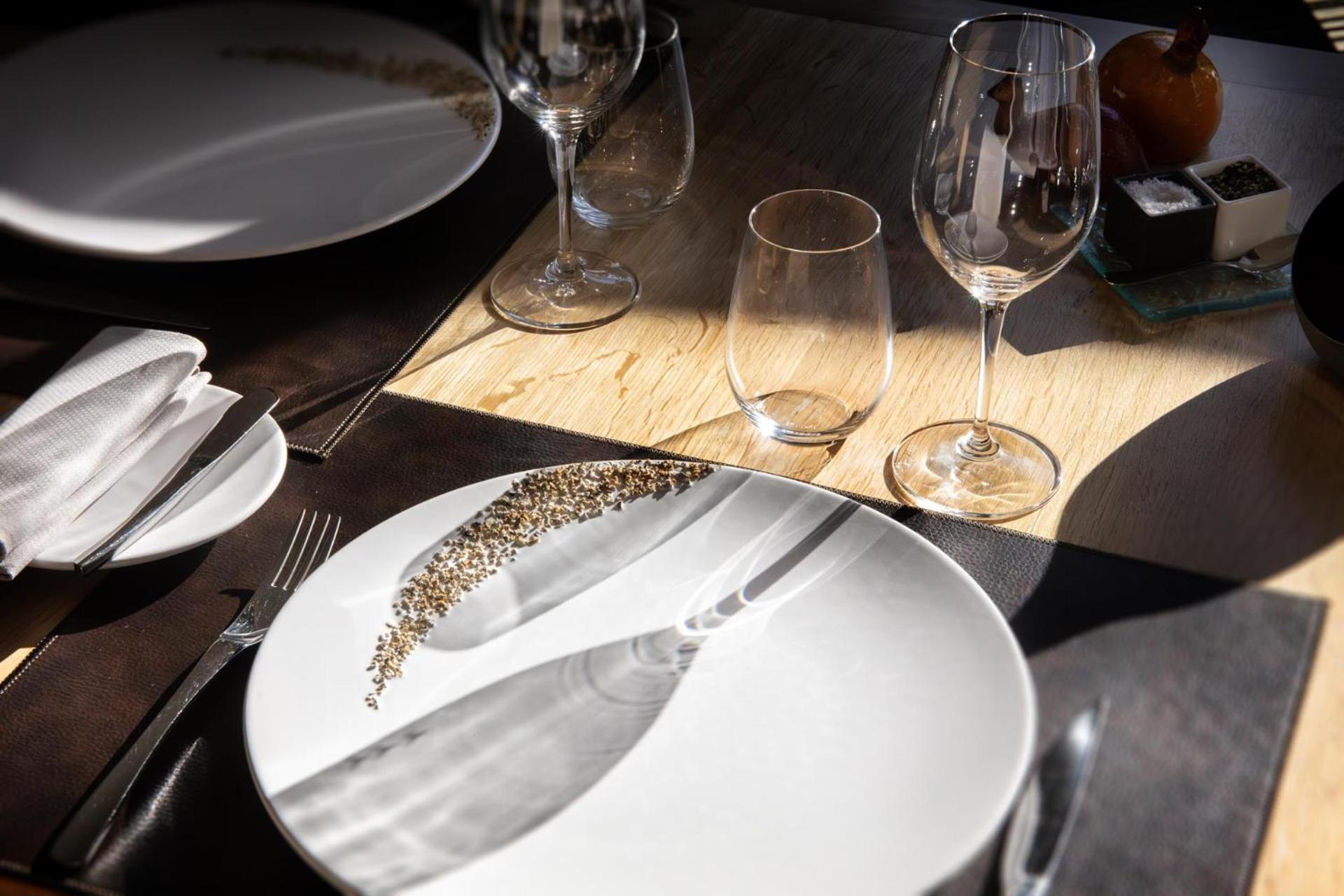 L'Aubiniere Hotel Restaurant & Spa Saint-Ouen-les-Vignes 외부 사진