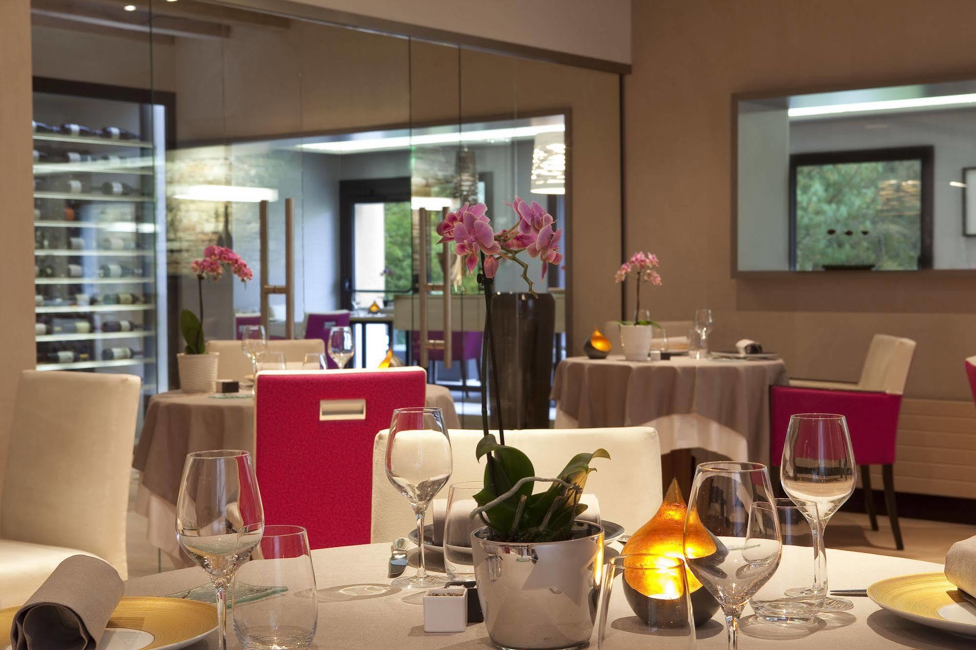 L'Aubiniere Hotel Restaurant & Spa Saint-Ouen-les-Vignes 외부 사진